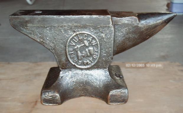30 pound vulcan anvil with logo