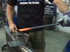 Hand hammer Techniques : Cutting on Hardy 1